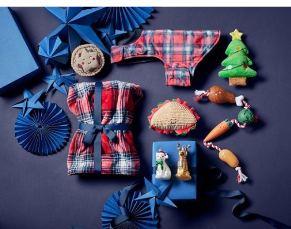 Pet gifts at M&S